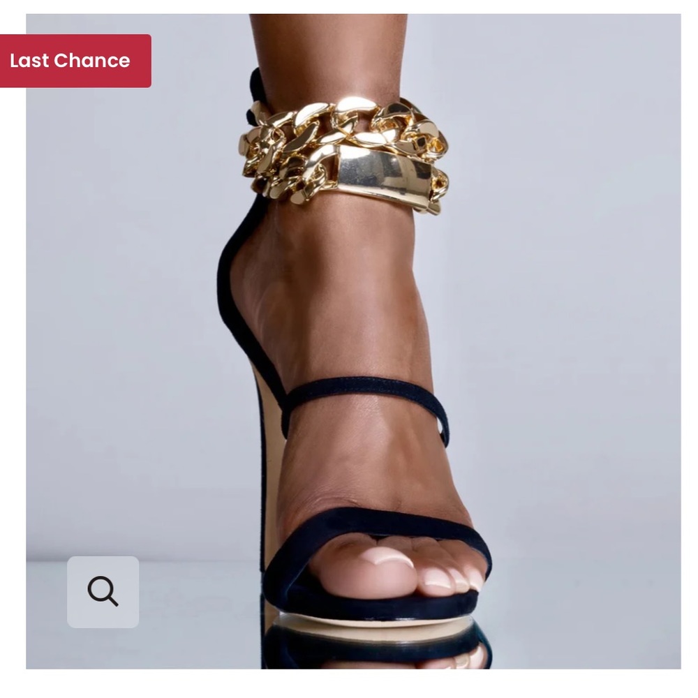 Aminah Abdul Jillil Gold Chain Open Toe Sandal Size 7